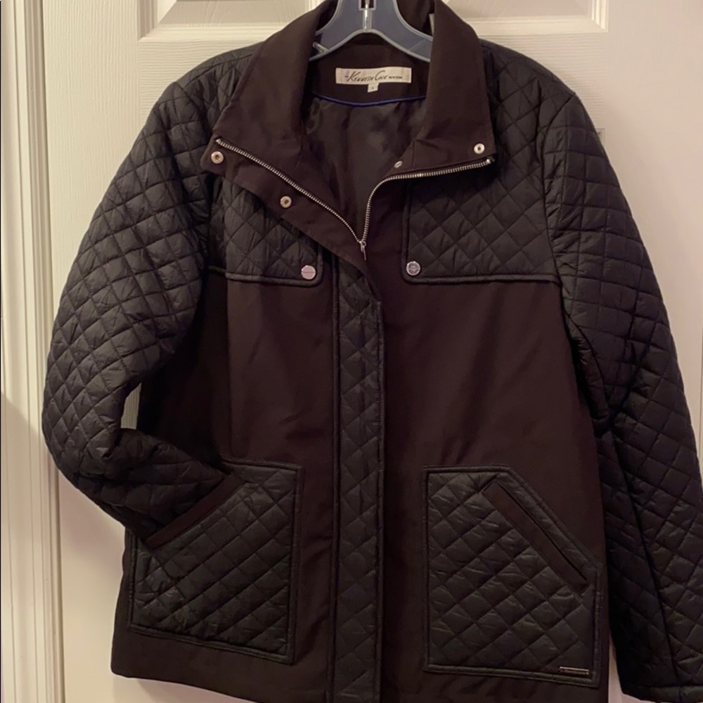 NEW NEVER WORN COAT